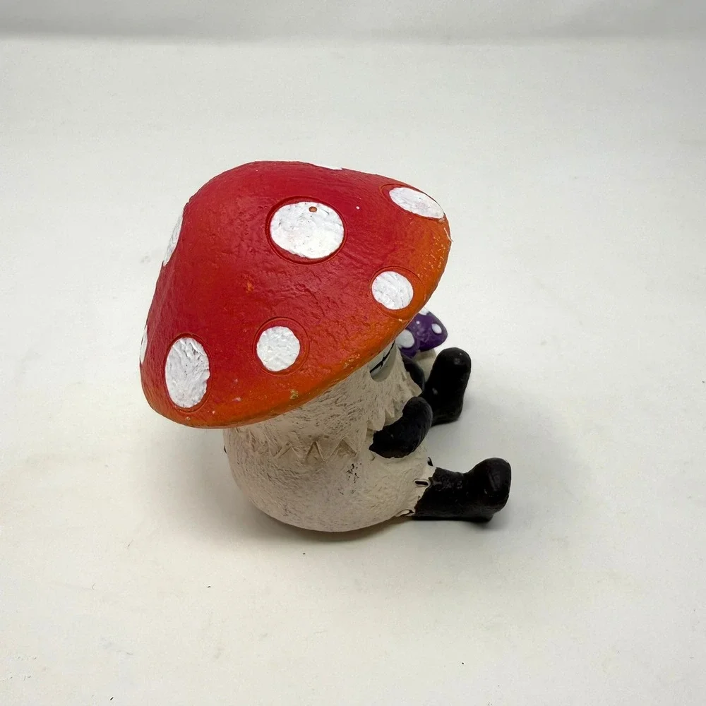 Furrybones Kinoko The Fungi Resin Figurine Statue Mushrooms Skeleton Halloween